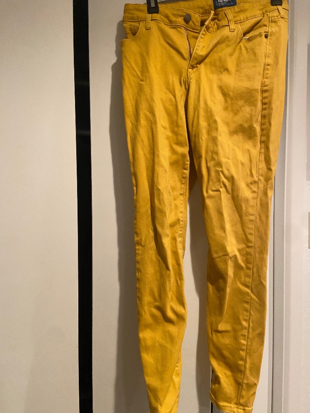 Old Navy Rockstar Mid Rise Women Jeans mustard skinny 6 regular